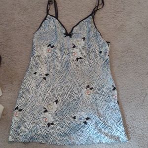 Sleeping top / night gown